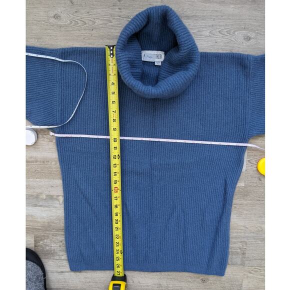 Vintage 70% wool 20% angora blue cowl neck sweater - Picture 3 of 7